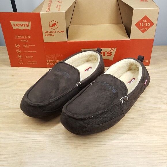 LEVI'S Mens Moccasin Slippers Size 11 12 Brown Slip On Memory Foam Lined Sherpa - Picture 1 of 6